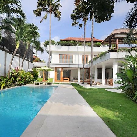 Villa Wania 꾸따 외부 사진